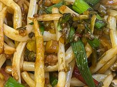 -魏铭鱼头捞饭(晋阳路店)