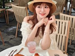 -VERIE BAKEHOUSE