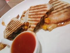 墨西哥烤牛肉芝士夹饼-玛格萝妮(汇智国际商业中心店)