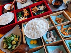 -勺子米线·云南传统小吃市集(四方街店)