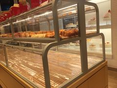 面包甜点陈列柜-好利来(西铁营万达广场店)