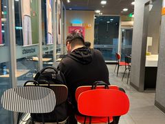 -麦当劳(轻轨曹杨路店)
