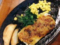 -萨莉亚意式餐厅(特力时尚汇店)