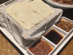-95号酱骨·一块豆腐(展春园西路店)