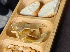 -YUE·6·西式融合餐厅(外滩六号店)