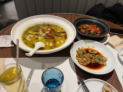 -港丽餐厅(正大店)