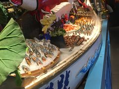 -领鲜活海鲜榴莲自助火锅(东门店)