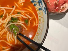 -鑫花溪牛肉米粉(凤凰街创始总店)
