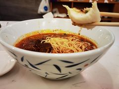 -李与白包子铺(桐梓林店)
