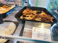 黑巧克力扁桃仁片-上海哈尔滨食品厂(合生汇店)