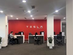 -TESLA 特斯拉(北京南四环中路特斯拉中心)