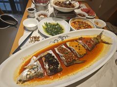 -饭橘汉江码头·乡野土菜馆(静安路店)
