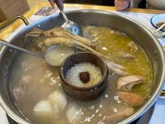-朴小妹人参鸡汤火锅(长白山万达店)