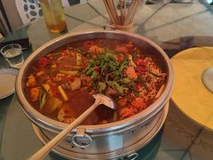 -牟记江湖重庆地标特色菜鱼蛋海鲜羊蝎子(巴南区黑金冠十多年好店)