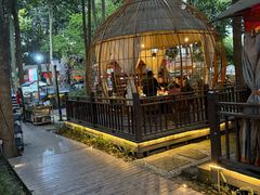 -二荆条·蜀鲜汇城市森林火锅