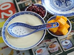 -广信牛奶甜品世家(台东店)