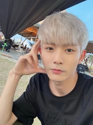 -贝勒爷专业男发