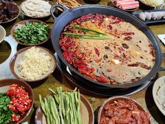 -黄潇洒老火锅(九眼桥宏济巷店)