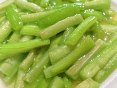 白油丝瓜-林中乐辣子鸡(歌乐山总店)