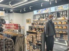 -燕莎奥特莱斯购物中心