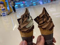 香草黑巧双重口味-GODIVA(国际金融中心店)