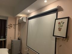 -小二哥酒店(牛王庙地铁站店)