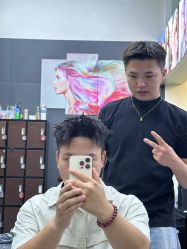 -藤野造型专业烫染接发