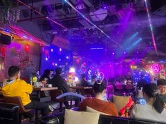 -喜鹊音乐酒馆(西街店)