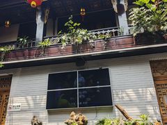 -蔼若春.传承三十年云南菜(金碧公园店)