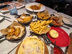 -必胜客(东大桥店)