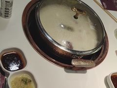 -洪氏嗨捞·猪肚鸡火锅(阳光天地店)