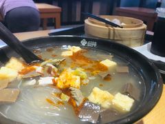-回味鸭血粉丝汤(新城市广场店)