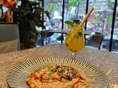 -SHADOWS•Bistro&Eatery(安福路店)