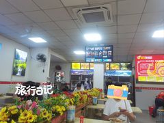 大堂-凤张螺蛳粉·爽口粉(跃进路总店)