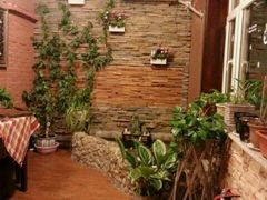 鱼池一角-清悦酒吧咖啡馆