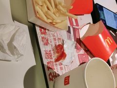 -麦当劳(水坑尾街店)