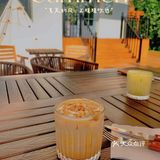 来这个小院子过夏天呀