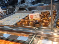 面包甜点陈列柜-鲍师傅糕点(永安里店)
