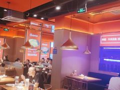 大堂-蜀香三绝·牛蛙·烤鱼·天府炒鸡(安丘泰华店)