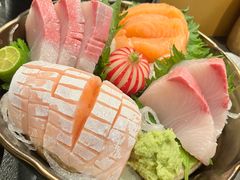 -吉屋·炭烧酒场·秋冬功夫奶汁河豚鱼锅