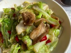 炝炒圆白菜-嘉陵楼馋嘴城(簋街总店)