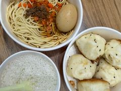 -蔡明纬热干面(长港路店)