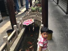 -唔呶喔哩酒家(生产街店)