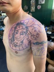 -雕奇刺青
