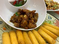 -东豪园林海鲜酒家(南港路辅路店)