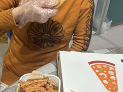 -必胜客(尹山湖歌林公园店)