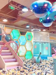 -多多淘儿童体验中心(重庆来福士店)