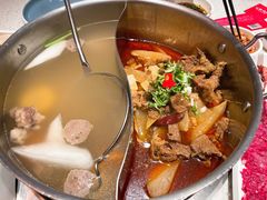 特色牛腩鸳鸯锅-左庭右院鲜牛肉火锅(环球港店)