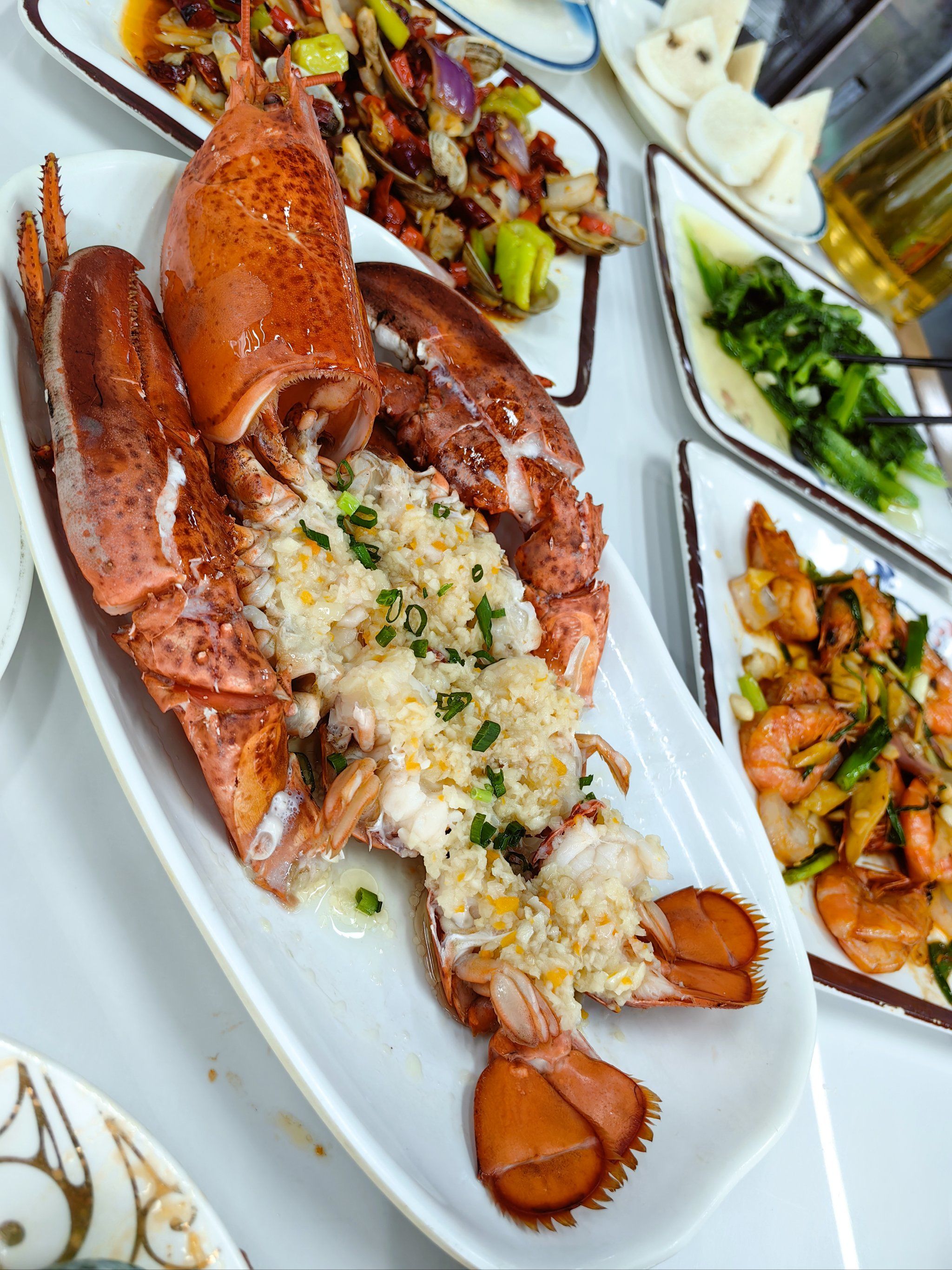 大快朵颐的海鲜大餐