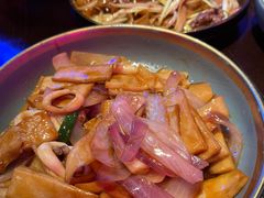 -钳真多钓虾馆·小龙虾海鲜烧烤(九六广场店)